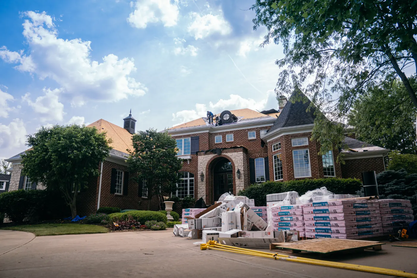 Tarping and dry-in on a Mellott commercial roof